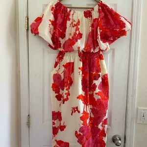 Gorgeous Midi Dress in Bold Red-and-Pink Floral Print